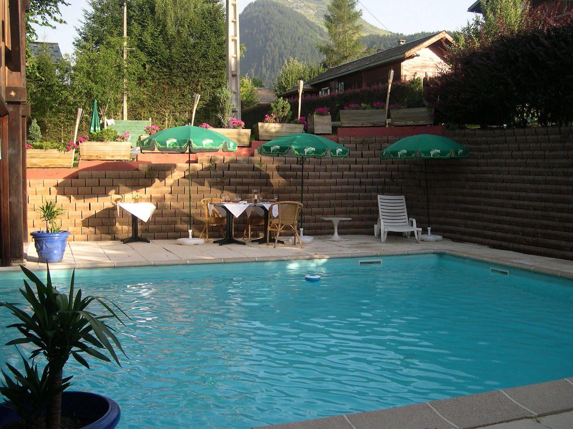 Hotel La Chaumiere Morzine Luaran gambar